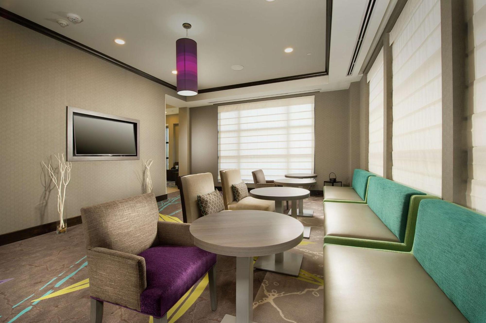 Hilton Garden Inn College Station Buitenkant foto